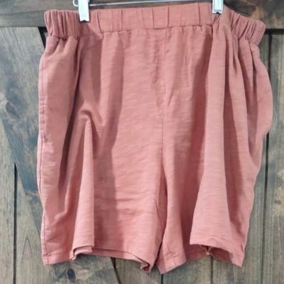 Cato Pants - Shorts NWT XL Cato Size 14-16 -  5” Inseam  Elastic Waist C4215